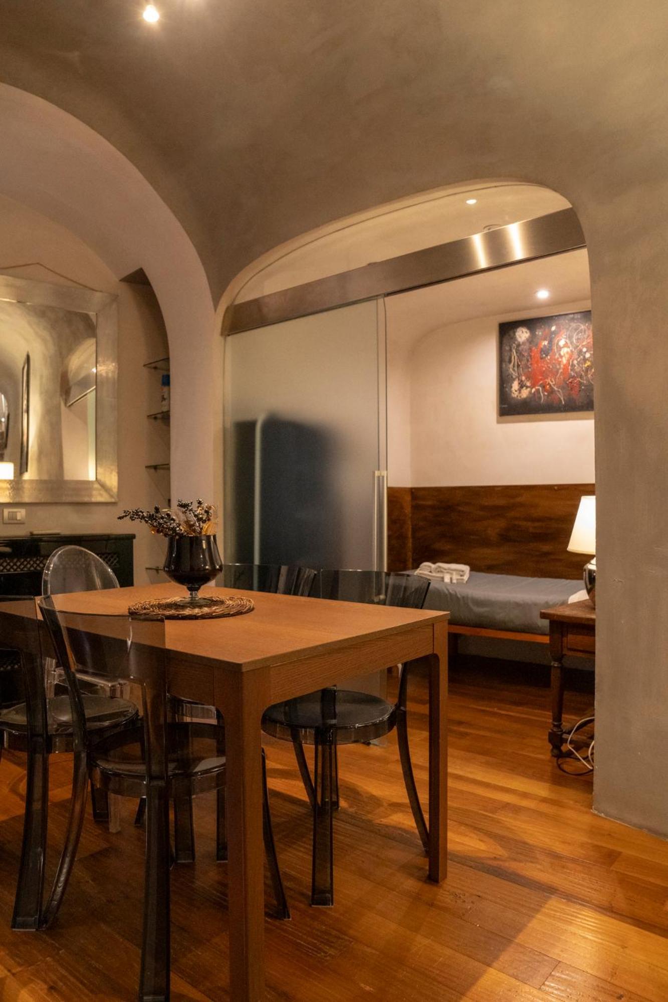 Domus Ciancaleoni - Colosseum - Rione Monti Rome Luaran gambar